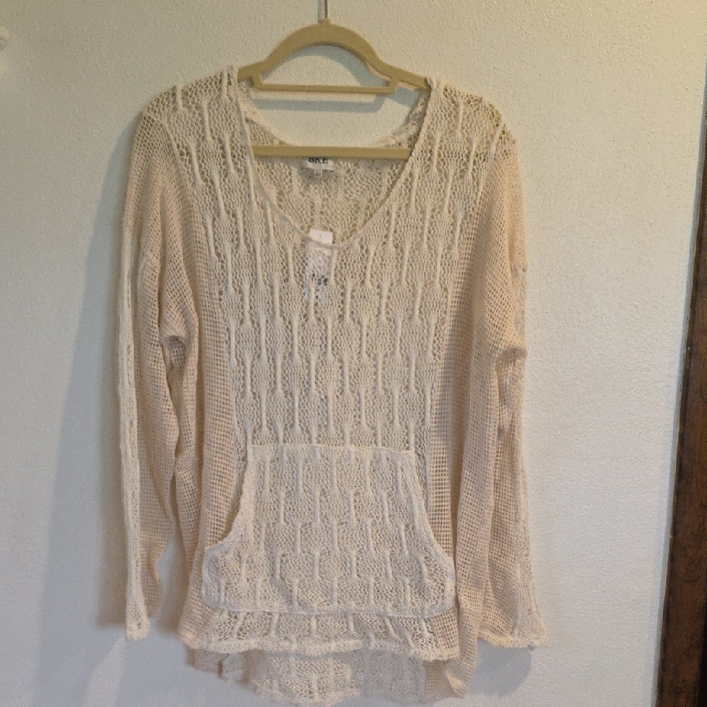Women's Cream Knit Top